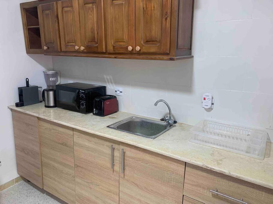 Appartement 5 Lits Climatise Salon 2Chambres Cuisine Equipee Sdb Staoueli Экстерьер фото